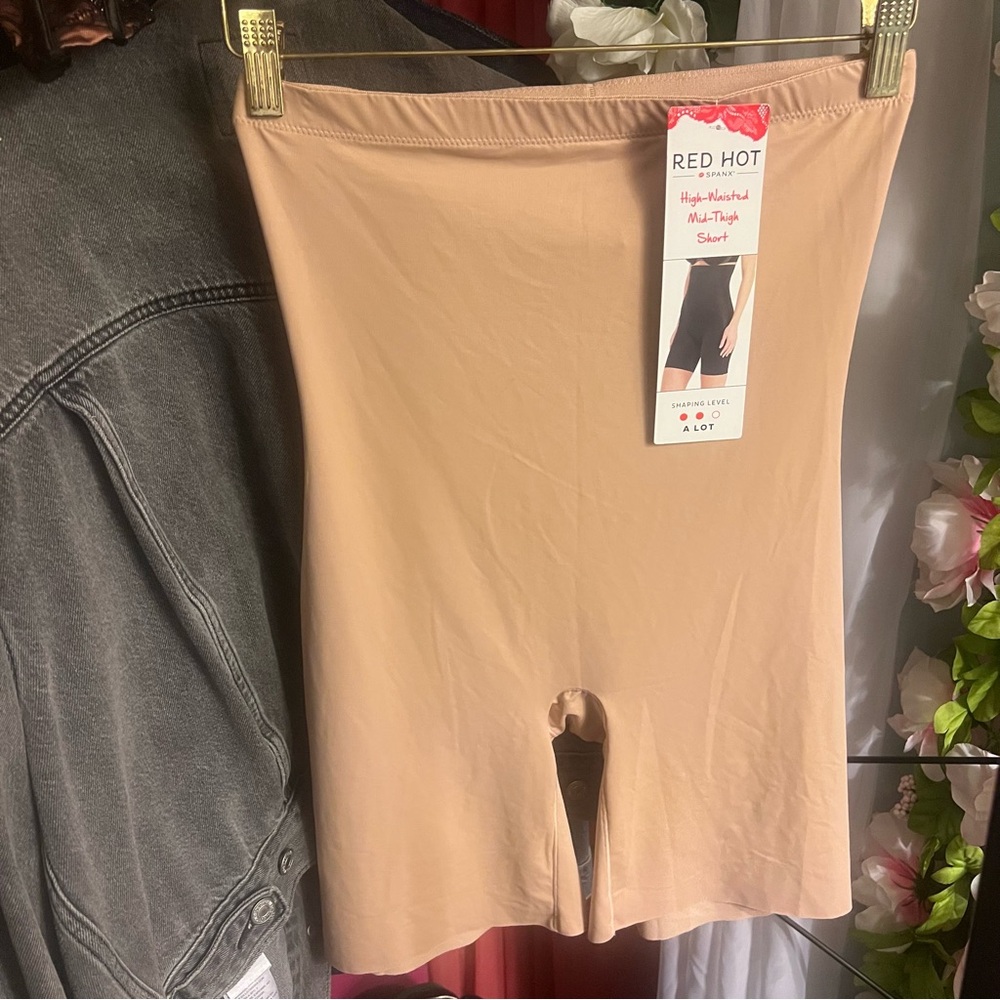 Red Hot Spanx Shaping High Waist Midthigh Neutral